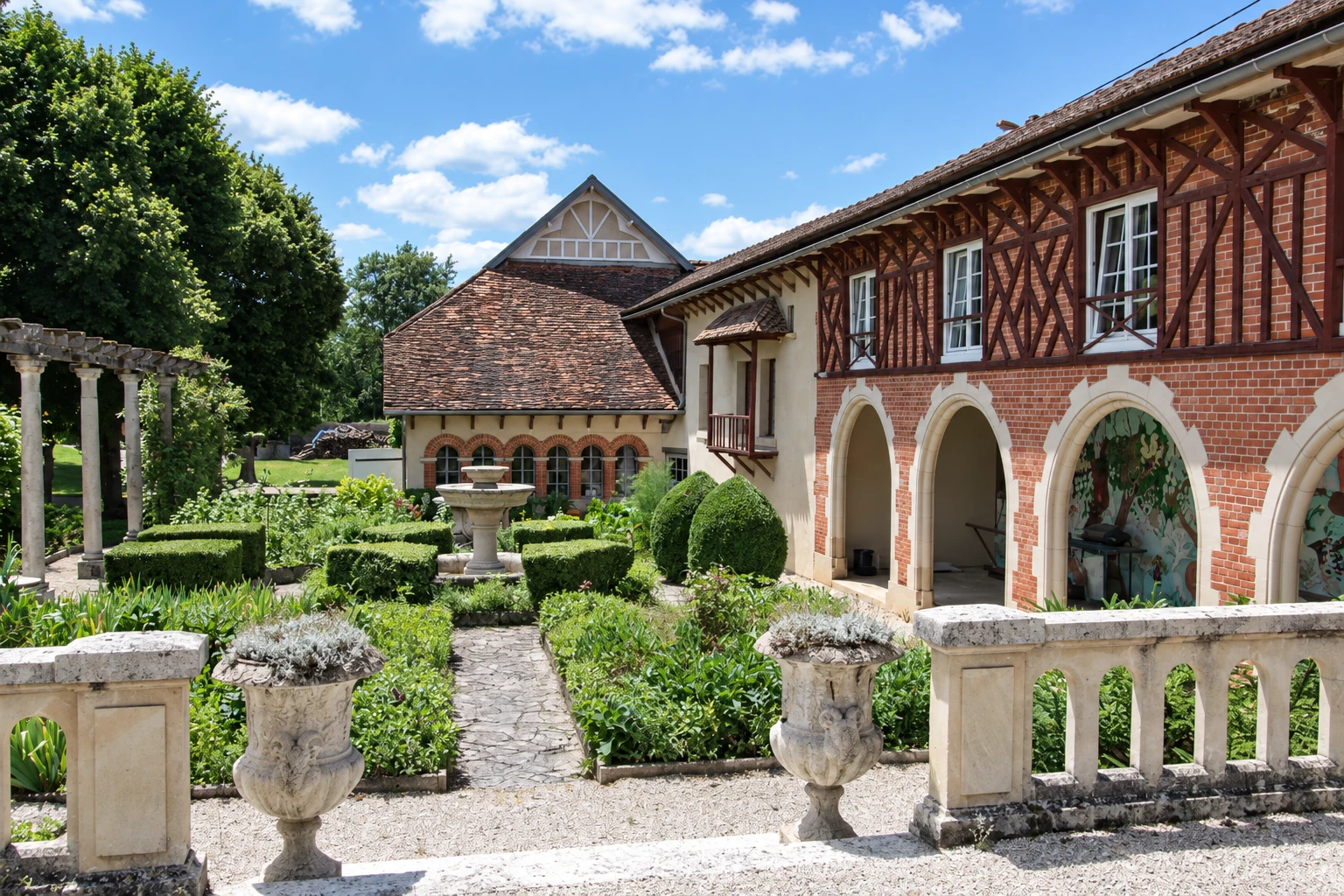 Les jardins du Prieuré et les dépendances